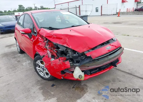 2014 Ford Fiesta Se z USA, uszkodzony, nr VIN 3FADP4EJ8EM190131